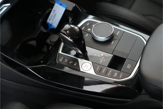 BMW X3 xDrive30e PHEV 293 pk | SOH 96% | Leder | 360° | Sportstoelen | / 27