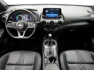 Nissan Juke 1.6 Hybrid Tekna Leer | 19 inch | Winterpack | BOSE / 4