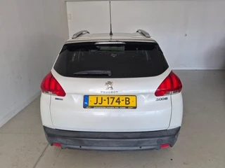 Peugeot 2008 1.2 Blue Lion 110PK / 5