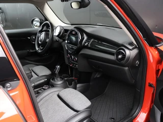MINI 5-Deurs 1.5 Cooper Chili | AUT. | PANO-DAK | STOELVERW. | PDC | CRUISE | NAVI | APPLE CARPLAY | / 19