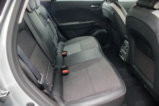 Renault Captur 1.0 TCe 90 Intens | Rijklaar | Dealer onderhouden | Trekhaak | Airco | Stoelverwarming / 17