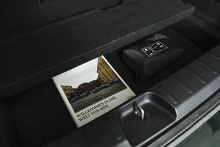 MINI Clubman 2.0 JCW ALL4 Chili  | S/K-Panodak | Adapt. Cruise | Stoelverw. | PDC | Camera | NAV + App.Connect | ECC | Harman Kardon | LM 19" | / 65