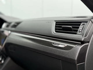 Škoda Superb Combi 1.4 TSI iV 218pk Sportline Business / 24