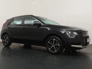 Kia Niro 1.6 GDi Hybrid DynamicLine  - Demo - Adaptieve cruise control - Navigatie - Keyless entry - Apple Carplay/Android Auto - Achteruitrijcamera - Parkeersensoren voor en achter - Fabrieksgarantie t/m 2033 / 11