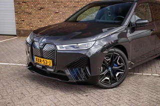 BMW iX xDrive40 Sport Edition 77 kWh, BTW, Laser, H&K, Pano / 29