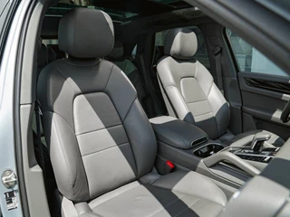 Porsche Cayenne 3.0 E-Hybrid Sport-Chrono|Stoelverwarming|Bose|Nachtzicht|360 Camera|Elektr. Achterklep|Stuurverwarming / 32