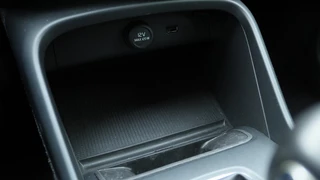 Volvo XC40 1.5 T3 Momentum Navigatie | Stoelverwarming | Trekhaak / 43