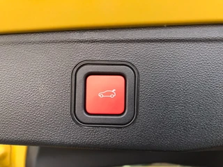 Jeep Avenger 1.2 e-Hybrid Summit Navi | Camera | Elec A klep. / 9