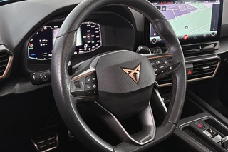 CUPRA Leon Sportstourer 1.4 e-Hybrid Business Panoramadak Stuur-Stoelverwarming Camera / 14