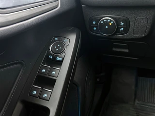 Ford Focus Wagon 1.5 EcoBoost Active Business Automaat | Adaptive Cruise | Stoelverwarming | Camera | Parkeersensoren | Trekhaak / 28