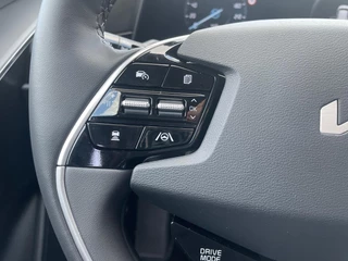 Kia Niro 1.6 GDi Hybrid DynamicPlusLine | Navigatie | Climate control | Leren bekleding | Stoel +Stuur verwarming | Elektrische achterklep / 17