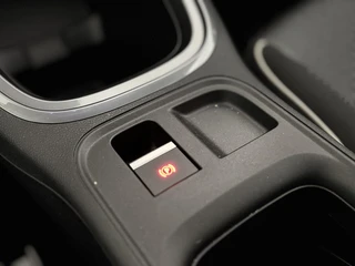 Fiat 600 1.2 Hybrid Icon 145 PK | Apple-Android | Cruise Control | Parkeersensoren / 29