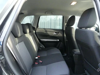 Suzuki Vitara 1.4 Boosterjet Smart Hybrid Select Nieuwe auto! € 1.850,- korting. 10 jAAR GARANTIE! Apple Carpl/Andr Auto, Cruise & Climate Control, Camera / 28