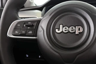 Jeep Avenger 1.2 e-Hybrid Summit Infotainment & Convenience Pack JBL Carplay / 27