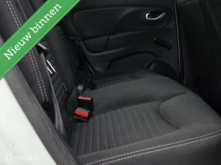 Renault Clio 0.9 TCe Limited / 12