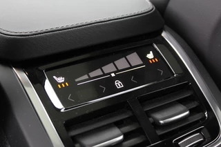 Volvo XC90 2.0 T8 Recharge AWD Plus Bright  | Luchtvering | 22" | Panoramadak | Leder | BLIS / 46