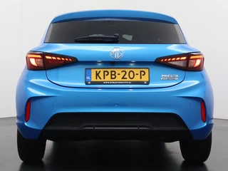 MG MG3 Hybrid+ 1.5 Hybrid+ Luxury VAN:22.900,- VOOR:19.330,- UW HERFSTVOORDEEL:3.570,-| ONDERHOUD GEHAD BIJ DEALER, DIRECT LEVERBAAR | 7 JAAR MG FABRIEKS GARANTIE TM 02-2032 | STOEL + STUURVERWARMING | 360 CAMERA | ADAP. CRUISE | DODE HOEK | KEYLESS | APPLE CARPLAY | / 8
