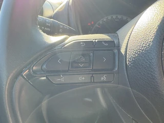 Toyota Aygo X 1.0 VVT-i MT Limited NL-AUTO 1E EIGENAAR CLIMA AD-CRUISE JBL-AUDIO APPLE/ANDROID CAMERA LM-VELGEN LED BI-TONE DRAADLOOS-LADEN / 21