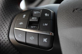 Ford Focus Wagon 1.0 EcoBoost Hybrid ST Line X  | BLIS | Head-Up | Trekhaak | Adaptieve cruise / 9