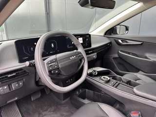 Kia EV6 Light Edition 63 kWh | Demo | Navi | Clima | Adaptieve Cruise | Camera | Stuur-/Stoelverwarming | Privacy Glass | Apple Carplay | Android Auto / 12
