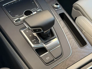 Audi Q5 2.0 TFSI S-Line Pano Leder CarPlay Camera B&O HUD Keyless 20'' / 38