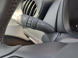 Toyota Aygo X Play AIRCO CAMERA AD-CRUISE APPLE/ANDROID NL-AUTO / 15