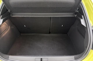 Peugeot 208 1.2 Hybrid 110 e-DCS6 Allure | Lichtmetalen velgen | Automaat | Apple Carplay/Android Auto | Cruise Control / 16