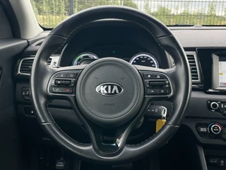 Kia Niro 1.6 GDi Hybrid DynamicLine | Camera | PDC | Carplay | Cruise Control | / 17