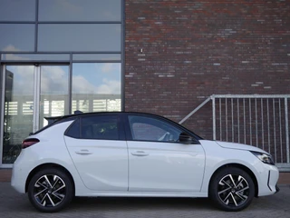 Opel Corsa 1.2 Turbo Hybrid Ultimate | Automaat | Camera | Navigatie | Carplay | Stoelverwarming | Cruise Control | Keyless / 4