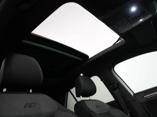 Volkswagen T-Roc 1.5 TSI Sport Business R-line | Trekhaak afneembaar | Pano | Winterpakket | Virtual | / 8