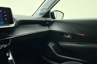 Peugeot 208 1.2 PureTech 100pk Active Pack | Navigatie | Airco | Bluetooth | Cruise control | DAB | Lichtmetalen velgen | lage KM-stand / 29