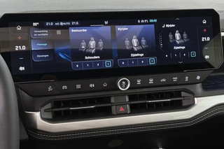 Jeep Compass First Edition 74 kWh  Panoramadak 360 Camera Massage / 49