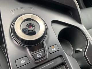Kia EV6 Light Edition 63 kWh | VOORRAAD VOORDEEL NU €42.950,- | Direct leverbaar | Stoel+Stuur verwarming | Climate control | Navigatie | Parkeer camera achter | Parkeer sensoren voor en achter / 25