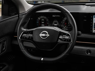 Nissan Ariya Evolve 91 kWh | SOH 99% | Panoramadak | Trekhaak | ACC | HUD | Voorstoelen verwarmd en geventileerd | Warmtepomp | 360 Camera | 19" / 20