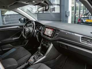 Volkswagen T-Roc 1.5 TSI Sport Business R | TREKHAAK | STOELVERWARMING | ADAPTIVE / 6
