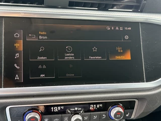 Audi Q3 35 TFSI Advanced edition  | Automaat | LED | Sportstoelen | DAB | Navi | Bluetooth | Stoelverwarming | Virtual Cockpit / 31