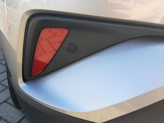 Toyota C-HR 1.8 Hybrid Business Plus ALL SEASONS STOEL/STUURVERW KEYLESS PARK-SENSOREN BLIND-SPOT LM-VELGEN DAB+ CAMERA / 11