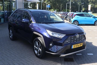 Toyota RAV4 2.5 HYBRID DYNAMIC CAMERA ADAP-CRUISE ANDROID/APPLE STOEL/VOORRUITVERW. LM-VELGEN P-SENSOREN / 9