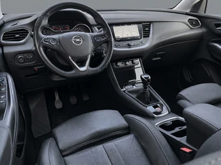 Opel Grandland X 1.2 Turbo Business Executive 130 pk  | 1e eigenaar | dealer onderh. | leder interieur | navigatie | camera | carplay / 15