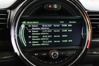 MINI Clubman Cooper Business  / Navigatiesysteem / Bluetooth / Airconditioning / Audio / 17 Inch / Cruise Control / 22