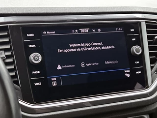 Volkswagen T-Roc 1.5 TSI Sport | Trekhaak | Camera | CarPlay | Stoel-/Stuuverwarming | Adaptive Cruise | / 21
