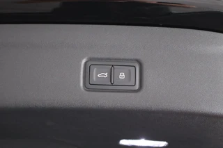 Audi Q6 306pk S edition performance 100 kWh Trekhaak Panoramadak B&O 360Camera Matrix HUD Keyless S-Line / 57
