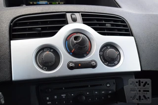 Renault Kangoo Express 1.5 dCi 90 Express Black Edition | Trekhaak | Airco | Cruise | Sensoren / 13