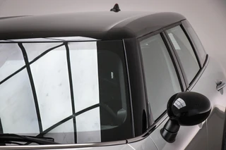 MINI Clubman 1.5 Cooper Business Edition | HALF LEDER | STOELVERWARMING | APPLE | DRAADLOZE LADER | TREKHAAK | 18" / 21