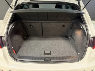 SEAT Arona 1.0 TSI Xcellence Business Intense Camera | Sfeerverlichting | Stoelverwarming | Adaptive cruise | Carplay / 23