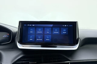 Peugeot 2008 1.2 Turbo 100 Allure | Adaptive Cruise Control | Draadloos Apple Carplay & Android Auto | Parkeersensoren voor & achter | 17'' Lichtmetalen velgen | Full LED / 25