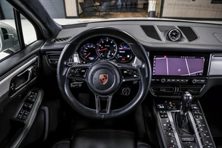Porsche Macan 2.9 Turbo|Krijtgrijs|Pano|Leder|Chrono|Luchtv. / 34