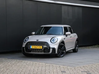 MINI 5-Deurs 1.5 Cooper MINI Yours LEDER | AUT. | SPORTSTOELEN | CAMERA | STOEL/STUURVERW. | CRUISE | NAVI |