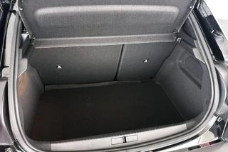 Lancia Ypsilon 1.2 Turbo Hybrid / 10