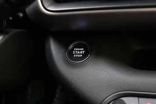 Jeep Avenger Avenger 54 kWh | Navigatie | LED projector koplampen | Elektrische achterklep | 18'' lichtmetalen velgen | Camera | Stoelverwarming | Snel leverbaar! / 29